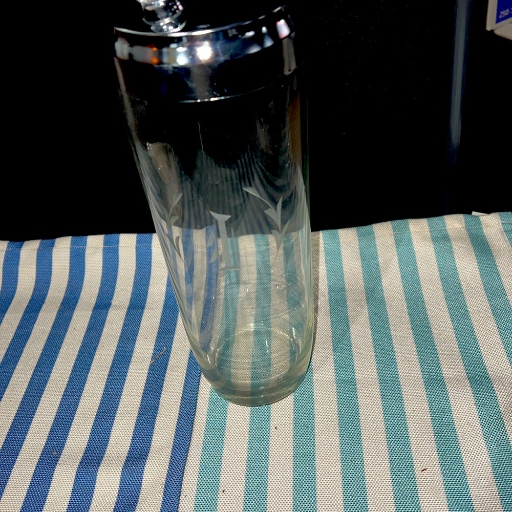 Vintage Crystal Shaker I have had this for 30 years I picked it up at antique